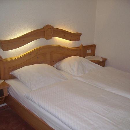 Hotel Am Bahnhof Stendal Buitenkant foto